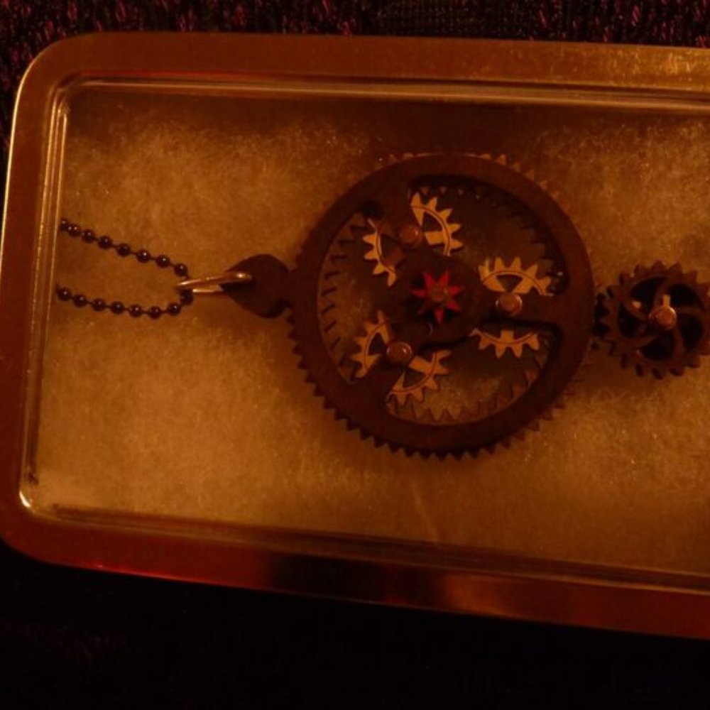 GOTH STEAMPUNK GREEN TREE KINETIC PLANETARY NECKLACE AND CLOCK WOOD EARRINGS - Picture 10 of 14